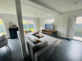 Chambre atypique - - 5