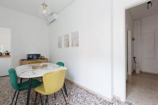 San Siro Modern Apartment with Balcony - Milan - 3