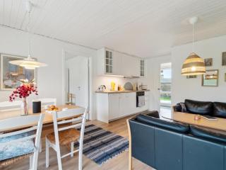 Apartment Kate - 300m from the sea by Interhome - Allinge - 2