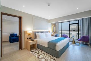 Grand Ambassador Hotel - 3