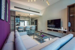 MBL Royal, JLT- 1-BR Apartment with Lake View - 8