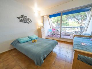 Studio Escale Port-5 by Interhome - 2