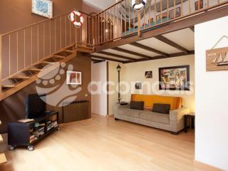 Authentic duplex apartment just 15 minutes from Las Ramblas - 6