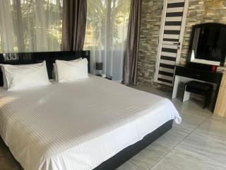 Sunshine Paradise - Trou aux Biches - 150m beach - 8