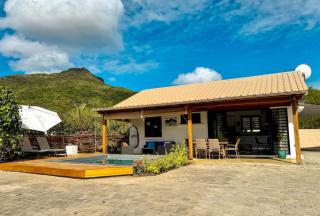 Cottage for Couples with Pool, BBQ and views - Tamarin - 9