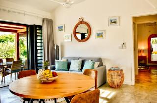 Cottage for Couples with Pool, BBQ and views - Tamarin - 1