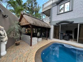 Sunshine Paradise - Trou aux Biches - 150m beach - 5