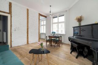 Kopernika Stylowy Apartament w Centrum Poznania by Noclegi Renters - Poznan - 1