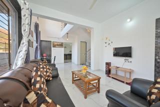 ll EMPYREAN STAY ll MANNAT VILLA ll 2BHK lI AC ll PVT POOL ll - Lonavala - 1