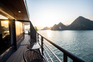Dragon Premium Cruise Halong - 1