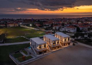 Anore Luxury Suites - Nikiti - 9