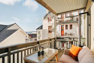 DINBNB Apartments l Balcony & Sea Views l 800 m to Bryggen - Bergen - 0