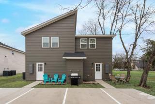 The Grey River Home near Lockheed FW Stockyard - Fort Worth - 0