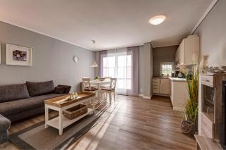 Seeschlößchen Ferienwohnung 4 - Büsumer Deichhausen - 0