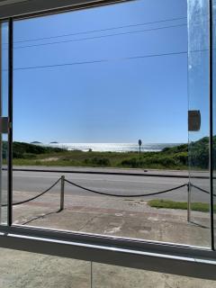 Loft Pé na Areia - Praia do Ervino - 4