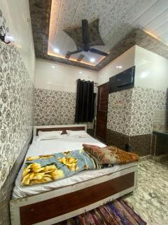 radha kunj sewa dham - 4