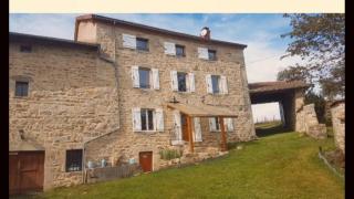 Maison spacieuse à Bertignat avec jardin et espace jeux, - Bertignat - 0