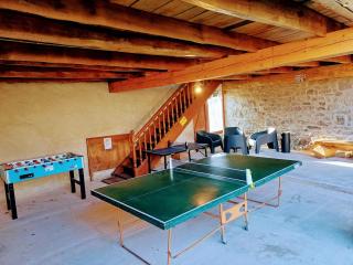 Maison spacieuse à Bertignat avec jardin et espace jeux, - Bertignat - 5