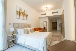 Millenium Binghatti Residences Business Bay- Stylish Studio with Canal View - 1