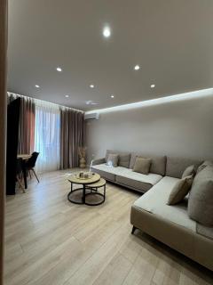 Ajza Apartment - Tirana - 6
