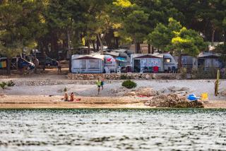 CAMP ADRIATIC PITCHES -Primošten - 2