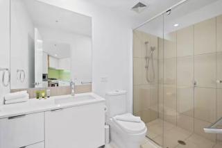 Urban Luxe Retreat, Stylish 1BR in South Brisbane - Brisbane - 5
