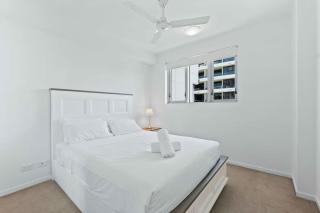 Urban Luxe Retreat, Stylish 1BR in South Brisbane - Brisbane - 2