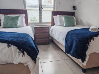 37 Chakas Rock Chalets - Ballito - 5