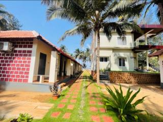 Aatithyam beach front resort Gokarna - Gokarn - 9