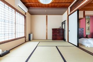 Manabi-stay Matsue 駅近伊勢宮町どこに行くにも最高に便利な古民家一棟貸切ホテル - Matsue - 1