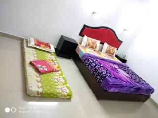 GlenBrook HomeStay - Munnar - 2