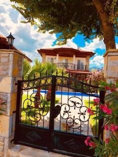 Perfect 4 Bed Dalyan Villa with Pool - Ortaca - 0