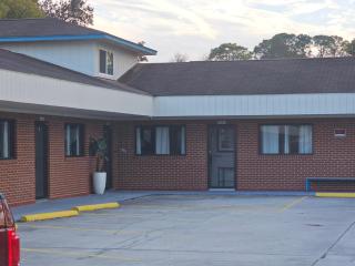 1921 Osborne Suite 6 Unit B - Saint Marys - 0