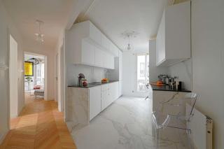 Large Luxury flat next to Champs Elysee - Paris - 1