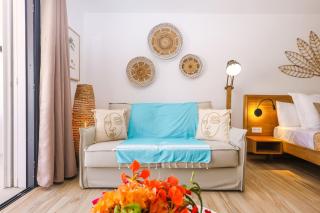 Luxury Studio 6 Alamanda Resort Orient Bay - 3