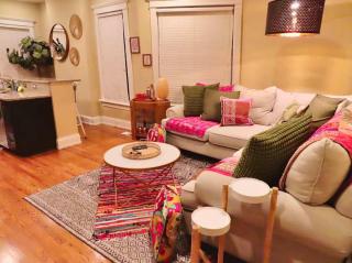 The Nook on Neil Walkable 3BR - 6
