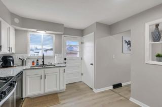 The Berkeley Bungalow Great for Extended Stays - Columbus - 3