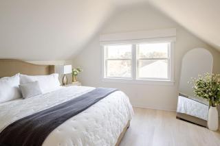 Spacious Modern Retreat - Aquebogue - 1