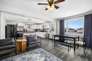 Relaxing 3BD Home in Morton - 0