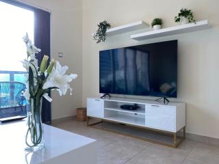 ONE Bedroom with Sea view in Dubai Marina - Z1106 - 4