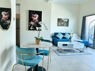 ONE Bedroom with Sea view in Dubai Marina - Z1106 - 2