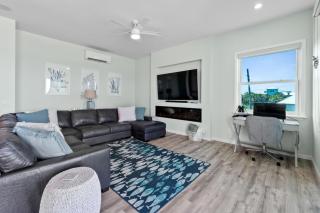Oceanfront Retreat Near Pier | Sleeps 8, Dog Friendly - 2