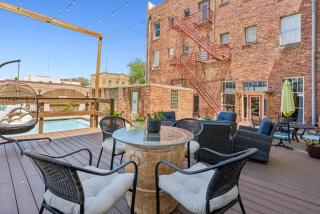 The Eastland Historic Hotel- Hondo Room - 3