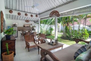 COZY 2 BR Villa Private POOL walk to the beach - 5