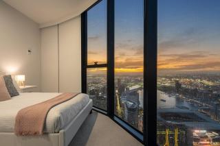 Luxe 67th Floor 2BR with Ocean View, Pool, Spa and Gym - Melbourne - 4