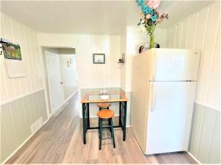 North - Family Neighborhood, Pet Friendly - 2