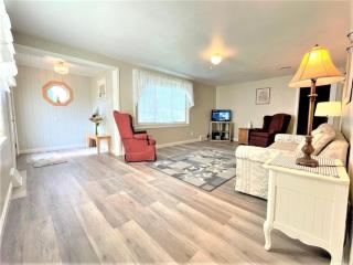 North - Family Neighborhood, Pet Friendly - 5