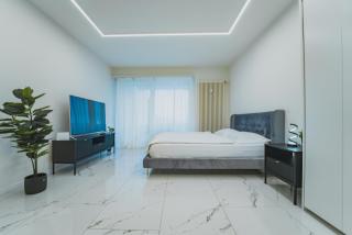 Tessa&Aurora - Incredible Lake View & Pool with Parking - 5