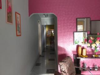 Casa grande com 4 quartos e área de serviços e lazer - 3