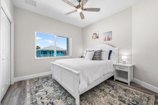 Mid Island Beach Getaway - Close to Beach, Heated Pool - Suntide - Roelens - 1